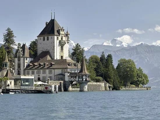 Oberhofen Castle