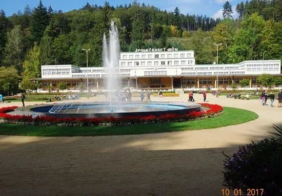 Kolonada
