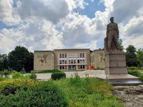 Monument to Pavel Tkachenko