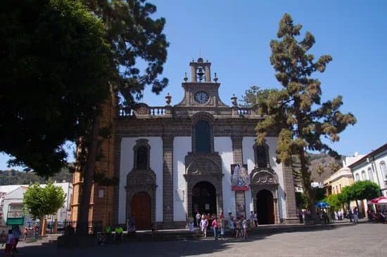 Basilica de la Virgen del Pino