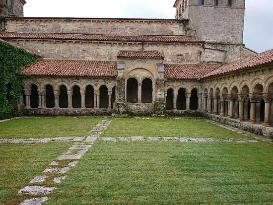 Colegiata De Santillana Del Mar