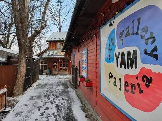 Art Gallery Yam