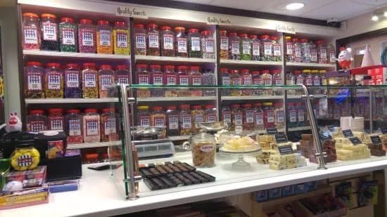 Candyford - Sweet Shop