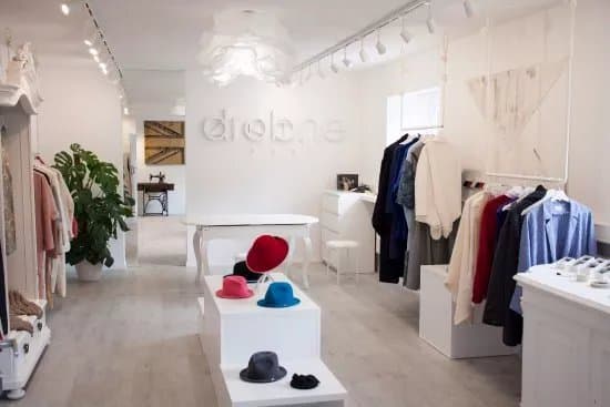 drobne store & atelier