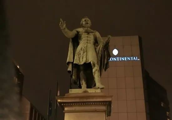 Statue of Baron Eotvos Jozsef