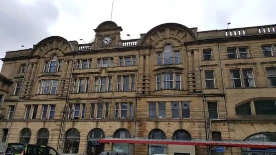 Victoria Station