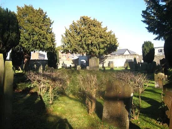 Goldenbridge Cemetery