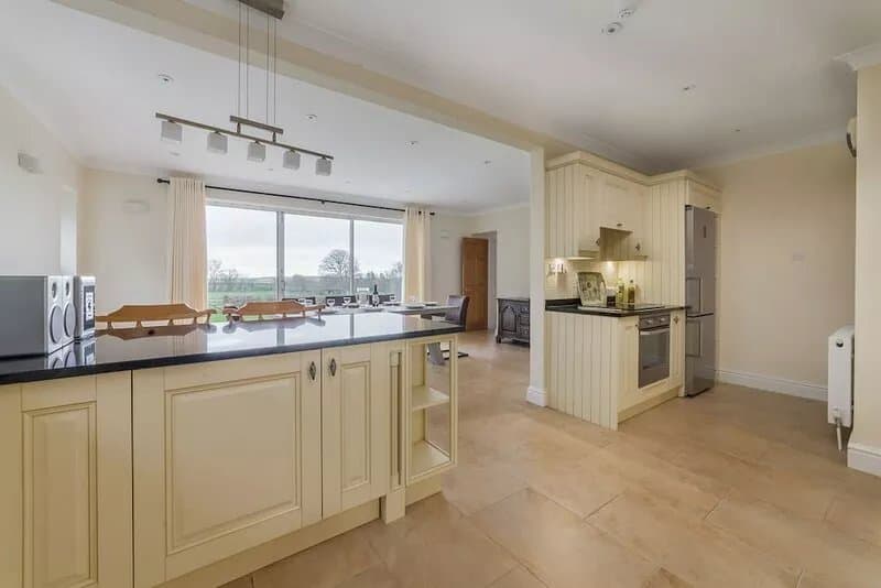 A 5 bedroomed house located in a rural setting just minutes from Castletown