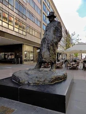 Statue of Tin Ujevic