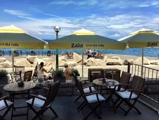 Spuzva Beach Bar