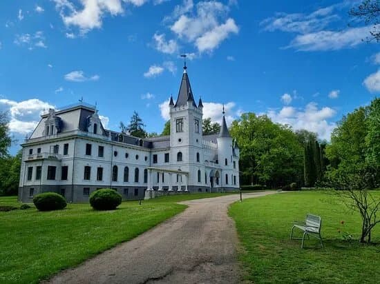 Stameriena Palace