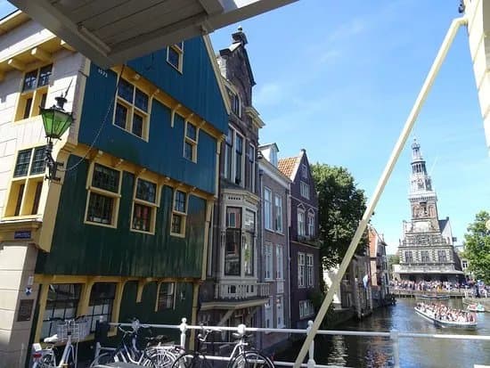 Het Huis Met De Kogel Uit 1557