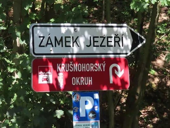Zamek Jezeri