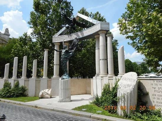 Memorial to the Victims of the German Invasion