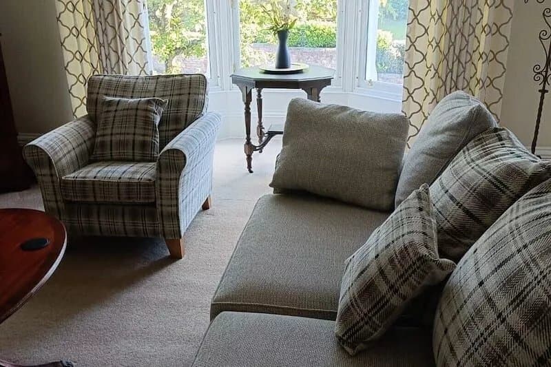 Luxurious House Just 100 Yards Away from the Old Course!
