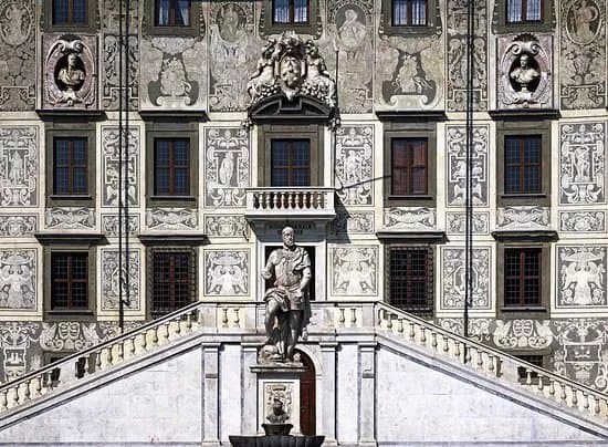 Palazzo della Carovana