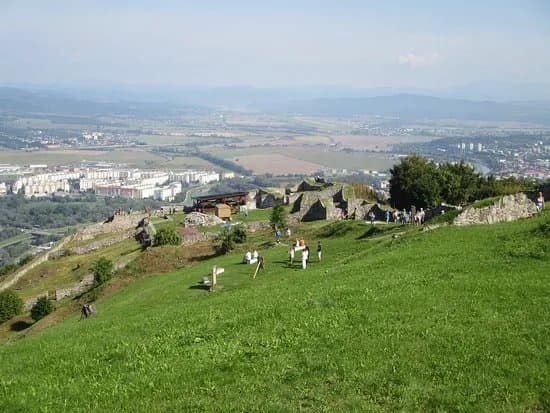 Pusty Hrad (Deserted Castle)