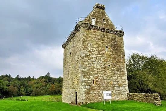 Gilnockie Tower