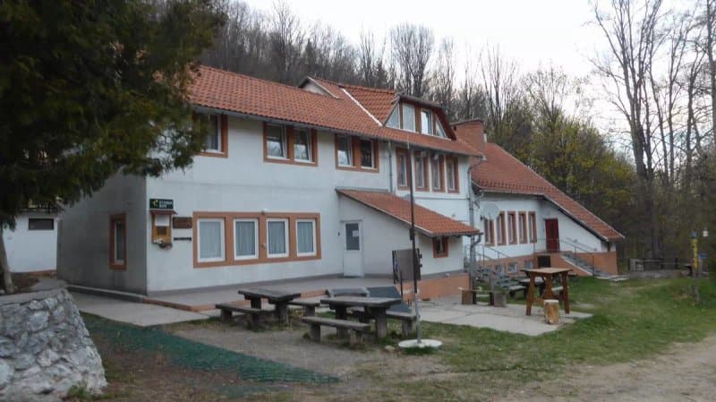 Bankut Siklub Turistaszallo