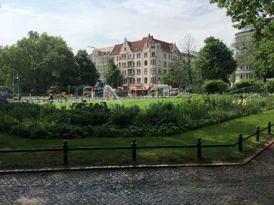 Savignyplatz