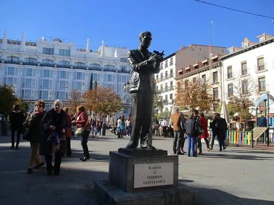 Federico Garcia Lorca Statue