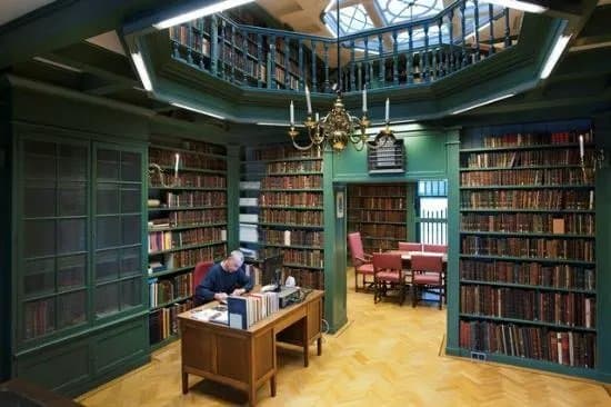 Ets Haim Library