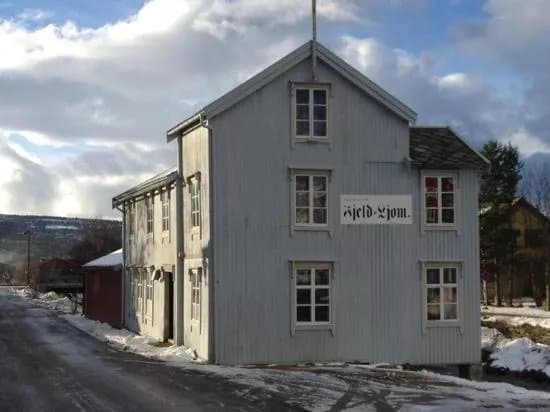 Newspaper Museum - Fjell-Ljom