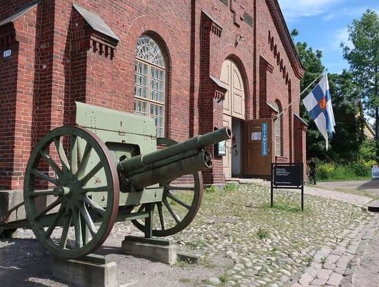 Military Museum’s Manege