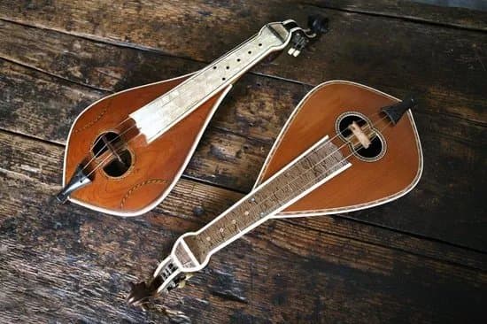 Stagakis Cretan Lyra Workshop