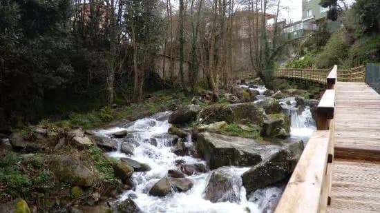Senda fluvial del rio Baina