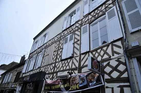 Rue 27 Juin