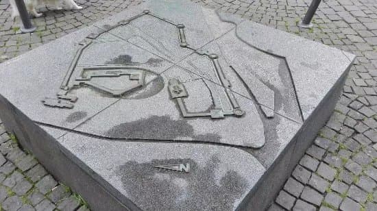 Denkmal zur Fruhgeschichte der Stadt Elberfeld