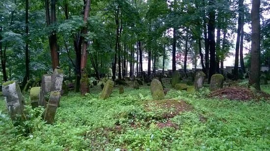 Jewish Cemetery