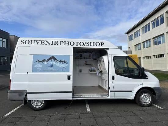 Souvenir Photo ehf