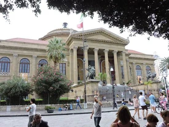 Biblioteca della Fondazione Teatro Massimo