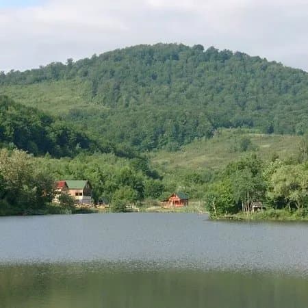 Lacul Mujdeni