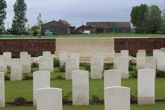 The Huts Cemetery