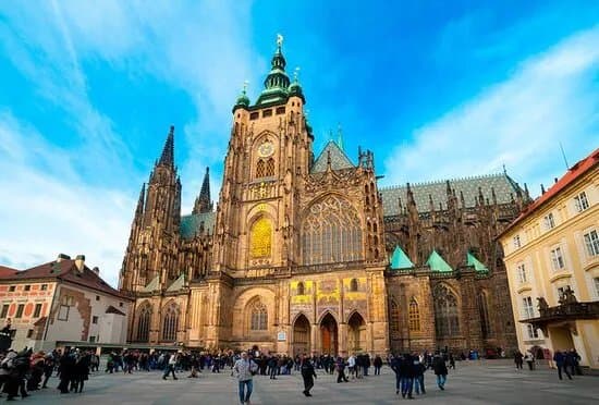 Free Walking Tour Prague | Guruwalk