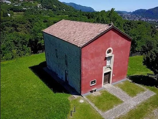 Chiesa di San Pietro (Chiesa Rossa)