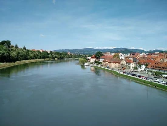 Studenci Footbridge