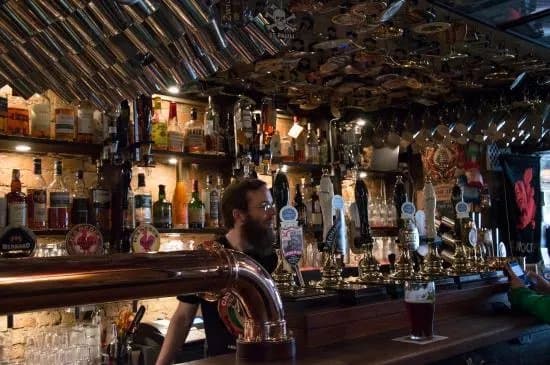 Charlie's Bar