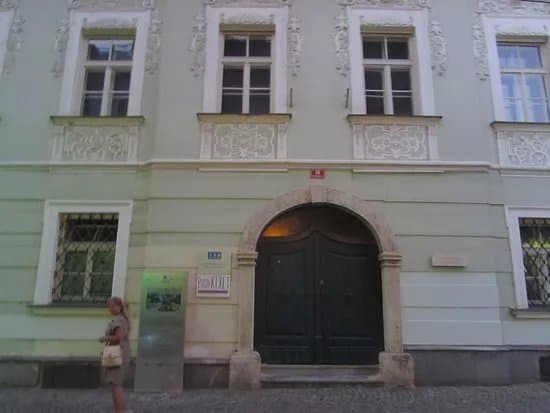 Salzburski Dvor Mansion