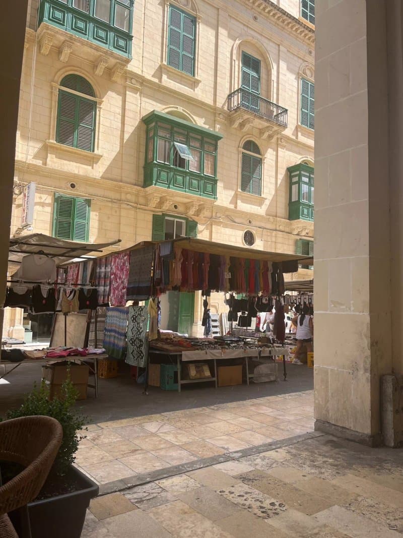 Sonntagsmarkt (Il Monti)