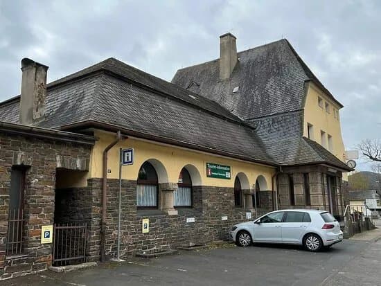 Treis-karden Station