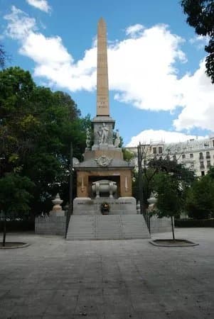 Monumento a los Caidos por Espana