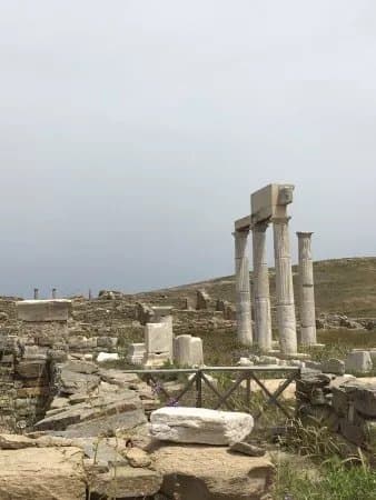 Delos Tour