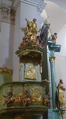 KoSciol pw. Sw. Stanislawa Biskupa Meczennika