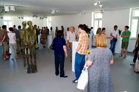 Sikirica Gallery