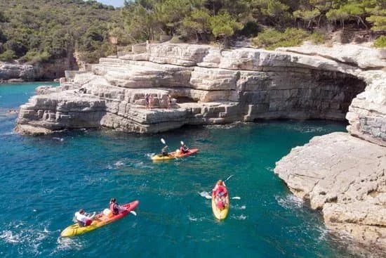 Pula Kayak