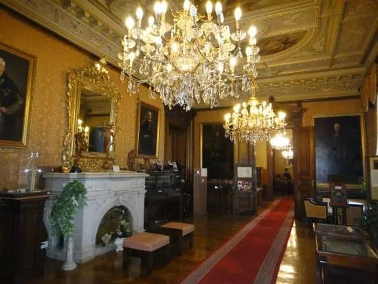Post Office Museum (Postamuzeum)